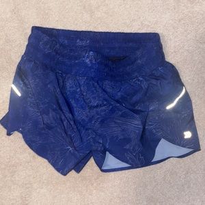 All in motion M short